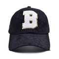 Detalle de gorra de béisbol con estampado de leopardo, parche B y lentejuelas doradas - Estilo Letra B (B-漏洞马尾棒球帽)