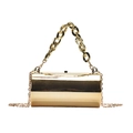 Elegante goldene zylindrische Abendtasche mit glänzendem Spiegelfinish und grober Kette - Gold