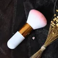 Portable chubby foundation brush with pink gradient bristles and gold white handle - Big Chubby White Gold Pink Hair (With Net)