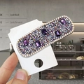 Elegante pinza rectangular con gemas moradas y cristales blancos sobre base plateada - Vidrio de Cristal [Púrpura Cuadrado]