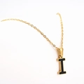 Elegante collar de acero inoxidable dorado con un colgante de letra I negro - Letra I Dorada