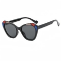Occhiali da sole cat eye oversize alla moda con montatura color block e lenti grigie - Montatura Nera Lenti Grigio Nero