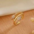 Elegante anello aperto placcato oro 18K con design a spiga di grano e zirconi lucidi - Stile Foglia a Doppio Strato Dorato (13750)