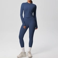 Donkerblauwe sportset met duimgaten en V-vormige zoom op de nauwsluitende top met mouw - S / Marineblauw