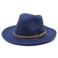 Dettaglio di cappello fedora in paglia blu navy con nastro in similpelle e fibbia dorata - M(56-58cm) / Blu navy