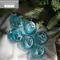 Palline di Natale blu trasparenti da 6cm con motivi di alci e foreste in glitter bianchi - Alce floccato blu