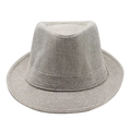 Détails de la texture tissée en paille et de la structure du chapeau de soleil beige - M (56-58cm) / Gris clair