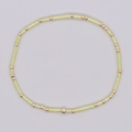 Pulsera boho hecha a mano con cuentas de color amarillo claro y detalles de cobre dorado - Cuentas de Columna Amarillo Lima