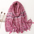 Sciarpa floreale rosso rosa con nappe in cotone-lino traspirante per protezione solare in spiaggia - Stile Nappa Floreale Rosa Rossa (SL2305-008)