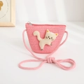 Vue détaillée du sac bandoulière rose tissé pour enfant avec poupée chat mignonne - Taille Enfant / Sac Seul / Rose Foncé - Sac Chat 3D