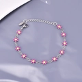 Bracelet en acier titane avec breloques marguerites en émail coloré et fermoir réglable - Comme Sur La Photo - Argent / 20 Cm