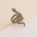 Anillo de serpiente dorado con pavé de cristales negros y ojos verde esmeralda - Abierto Ajustable / 4# Negro