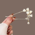 Épingle à cheveux dorée en U avec fleurs blanches, cristaux et perle suspendue - Pic à Cheveux Lily of the Valley Perle Artificielle Strass et Or