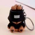 Llavero de oso pardo de PVC con gorro de pescador negro y logotipo XOX blanco - Negro