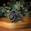 Detail of vintage snake ring with black onyx gemstone and green side stones - Adjustable Open / Silver Snake Black Agate
