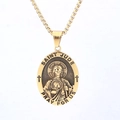 Dettaglio del ciondolo dorato Saint Jude con incisione e catena a scatola coordinata - Colore Oro Senza Catena (A0702)