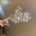 Pince à cheveux dragon argentée avec strass brillants et perle blanche centrale - Pince à Cheveux Dragon en Argent avec Strass et Perles