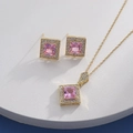 Detail of pink crystal necklace and earrings set with zircons on a marble stand - Gold Square Pink (HQ0001(28）)