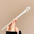 Épingle à cheveux chinoise blanche vintage avec motif de nuage et pompon élégant - 176 Nuages de Bon Augure