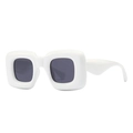 Gafas de sol futuristas blancas cuadradas con montura gruesa y cristales de color oscuro - Blanco Negro Gris