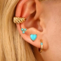 Set aus goldenen Ohrmanschetten und Türkis-Ohrsteckern für trendiges Piercing - Blaues Herz Stil (11943)