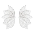 Silberne Ginkgo-Blatt-Ohrstecker für Damen mit Blattadern-Textur auf weißem Hintergrund - Silberne überlappende Blatt-Ohrringe (N-145)