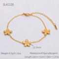 Pulsera impermeable de acero inoxidable bañada en oro de 18K con tres flores de cinco pétalos - Estilo Flor (SL41135)
