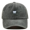 Détail de la broderie tasse de café sur casquette en coton délavé gris foncé - Réglable / Vert Militaire