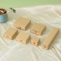 Scatole per gioielli a cassetto in carta kraft marrone di varie dimensioni su seta - Kraft Chiaro