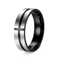Anello da uomo in acciaio inox con croce, finitura argento spazzolato e interno nero - US 6 / Nero