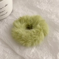 Süßes avocado-grünes Plüsch-Haargummi aus weichem Teddy-Stoff für Damen und Mädchen - Matcha-Grün