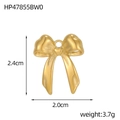 Détail d'un pendentif papillon doré montrant les dimensions précises de 2,4cm par 2,0cm - Pendentif Nœud Doré (HP47855BW0)