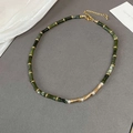 Bambus Perlenkette mit grünen Perlen, goldenen Akzenten und eleganten Perlen - Dunkelgrüner Bambus Perle Stil(49#)