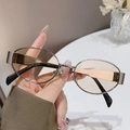 Ovale Metall-Sonnenbrille mit hellbraunen Gläsern und strassverziertem Nasensteg - Silberrahmen Champagner Gläser