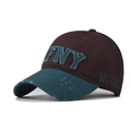 Detailansicht der AFNY Vintage Baseballkappe mit abgenutzter Krempe und Stickerei - AFNY Kaffee