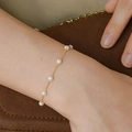 Single Layer Pearl Bracelet (Gold)