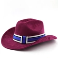 Detail eines weinroten Westernhutes aus Wildlederimitat mit farbigem gewebtem Hutband - M (56-58cm) / Burgunderrot