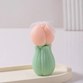 Vela perfumada de tulipán rosa con tallo verde y lazo blanco en bandeja cerámica - Rosa claro con hoja verde claro