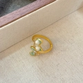 Gouden open ring met twee parels en groene edelsteen vlinder voor dames - Lichtgroene edelsteen vlinder bloem ring(NL00774R)