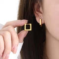 Orecchini a cerchio geometrici quadrati minimalisti in finitura oro lucido da donna - Orecchini corti dorati