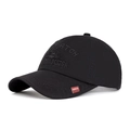 Klassische schwarze Baumwoll-Baseballkappe mit Stickerei und einem roten Seitenetikett - Schwarz