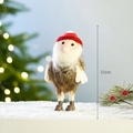 Figurine de gnome de Noël 17cm avec bonnet rouge tricoté et barbe en peluche sur neige - Père Noël A