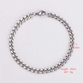 Detailed top view of 5mm silver cuban link bracelet with 20cm length and 9g weight - 5mm Wide Style (AML01043)