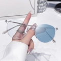 Transparent round frame blue light glasses with slim silver metal temples - Photochromic Blue / Transparent Silver Frame