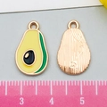 Ciondolo a forma di avocado in smalto per gioielli fai da te, fronte e retro - 1 Pezzo Avocado Giallo 19x11mm