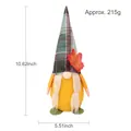 Gnome de récolte jaune avec chapeau à carreaux verts et feuille d'érable, 27cm, 215g - Style Femme Érable à Carreaux Vert