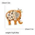 Spilla a forma di elefante arancione in smalto con corona e perle per abiti - Arancione