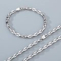 Detalle del conjunto de collar y pulsera de cadena de grano de café en acero plata - Pulsera de 5mm (21cm) / Color Acero