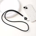 Cordino per telefono in PU nero intrecciato con ciondolo a camelia e strass lucidi - Collo all'americana / Nero