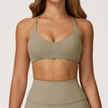 Olivgrünes Yoga-Set mit Cross-Back Sport-BH und hoch taillierten Leggings - S / Kamelbraun
